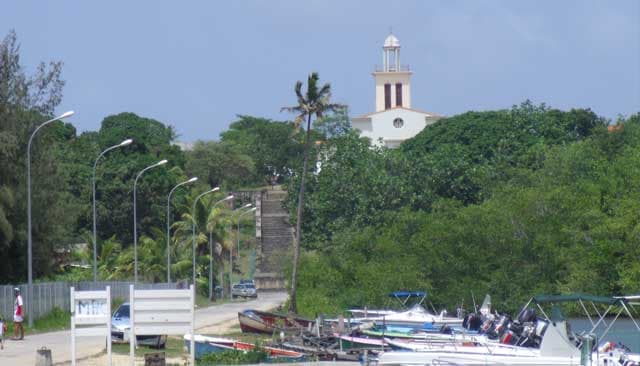 Services Petit-Canal